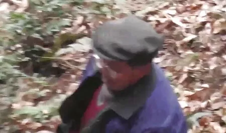 バスルームで一目で、男は水がオフになり、彼女の裸の胸からタオルを引き裂くのを待っていました アダルト 無料 動画 女性 用
