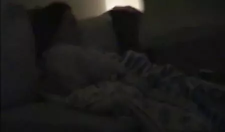 フリック女の子キャッチ彼女の兄弟裸後a風呂ベッドmasturbating 女性 向き 無料 アダルト