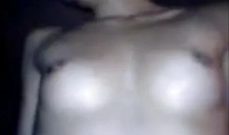 彼らは悔い改めとして司祭は、木製の柱に姉妹を置きました エッチ な 動画 女性 向け
