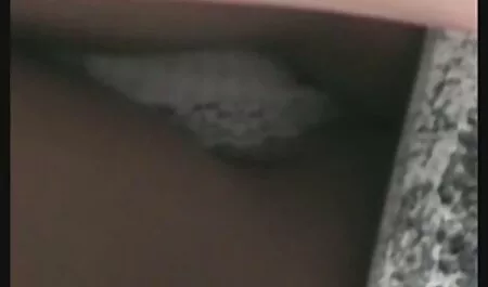 お父さんの娘はお尻で私を犯し、意識せずに顔に精液の流れを下げました 女性 用 無料 av