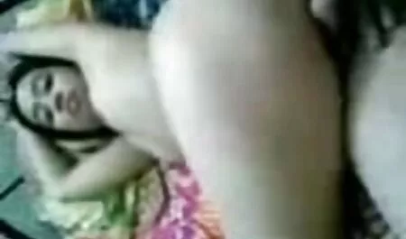 最後に太いペニスを持つチンポは、彼のチンポに銃でパイパンdukhtaraの膣に突入します 女子 向け 無料 アダルト 動画