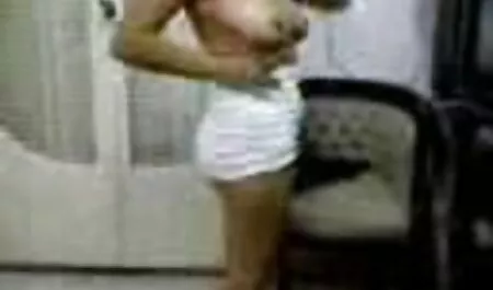 男の荒い声を持つ成熟した母親が、ヒットしたクリトリスで、オナニーして何度も絶頂する 女性 専用 無 修正 動画