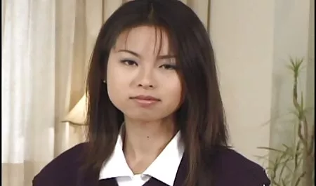 男はポーチに若い女の子を誘拐し、彼女の体に彼女を招待し、スキニーをねじ あだると 動画 女性