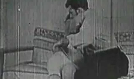 男は精子ドナーになることを決め、彼女はセクシーな看護師これは彼を満たすために、彼は彼女があらゆる可能な方法で閉じることに気づき、彼とセックスした後、彼女は口の中にいくつかの精子を取り、瓶にスプレーしました。 av 女性 用 無料