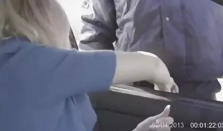 ハイライトとベッドに横たわっている間に肛門の浸透のために準備する堕落したAnfisa エロ 動画 無料 女子 向け