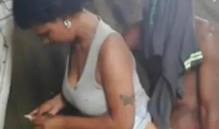 母、娘、義父とのセックスは、ロストフ地方の静かなインテリアでは教育されていません 女の子 向け エロ 画像